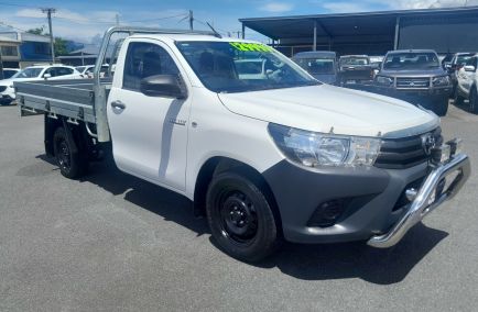 Used 2018 TOYOTA HILUX GUN122R Workmate Cab Chassis Single Cab 2dr Man 5sp 4x2 1240kg 2.4DT